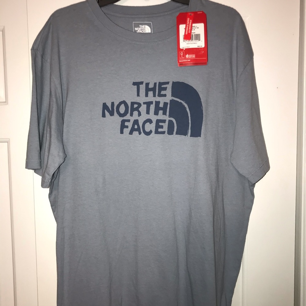 Men’s L North Face t shirt